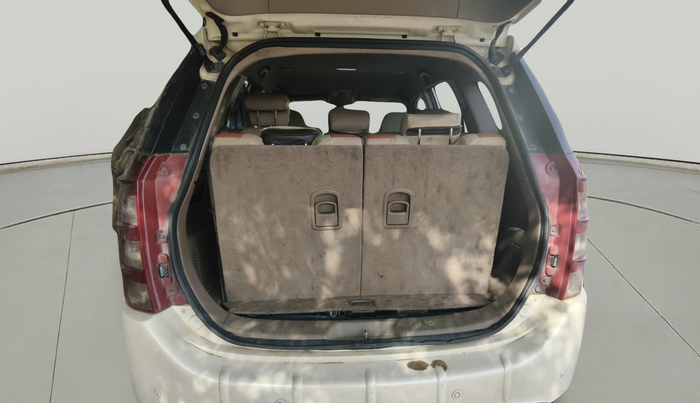 2011 Mahindra XUV500 W8, Diesel, Manual, 1,34,249 km, exterior
