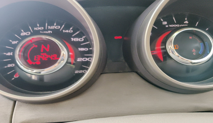 2011 Mahindra XUV500 W8, Diesel, Manual, 1,34,249 km, interior