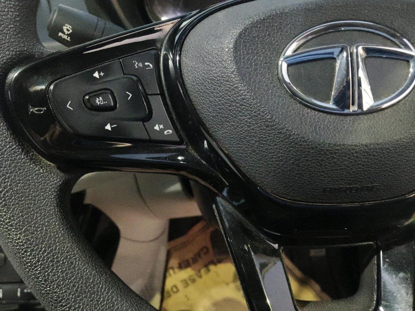 2020 Tata NEXON XZ PETROL, Petrol, Manual, 46,000 km, interior