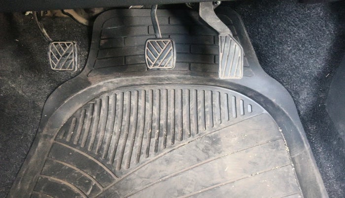 2011 Maruti Swift Dzire VXI, Petrol, Manual, 52,317 km, interior