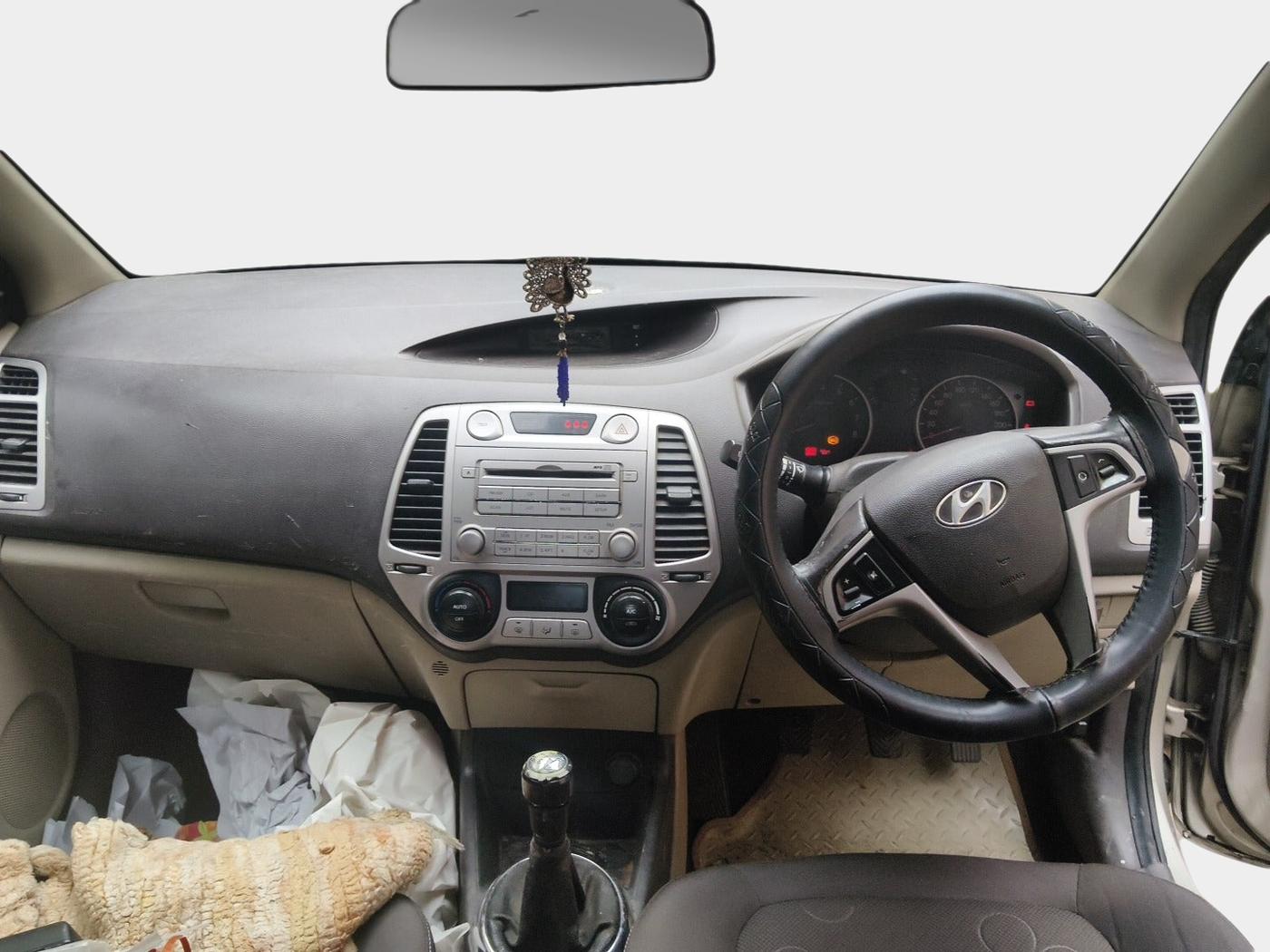 2010 Hyundai i20 ASTA 1.2, Petrol, Manual, 1,46,049 km, interior