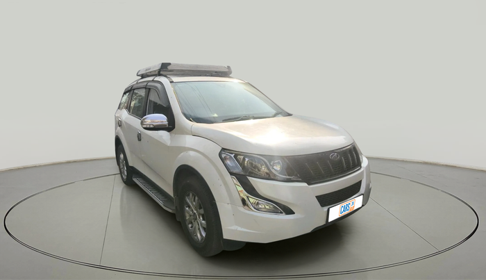 2016 Mahindra XUV500 W10, Diesel, Manual, 1,30,029 km, exterior