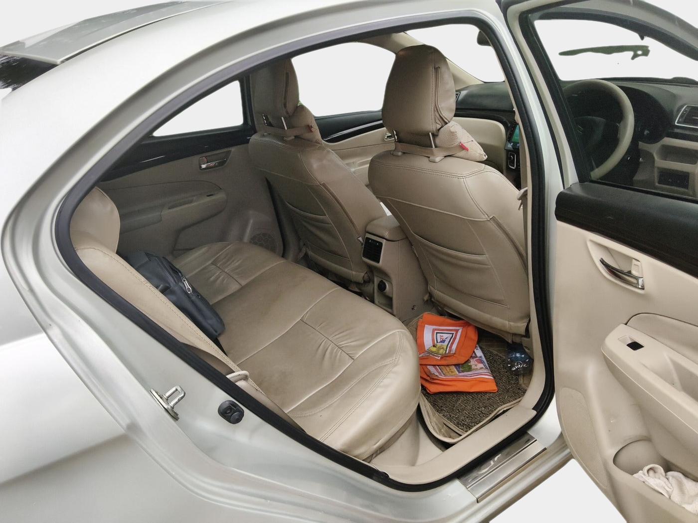 2017 Maruti Ciaz DELTA DIESEL 1.3, Diesel, Manual, 1,39,091 km, interior