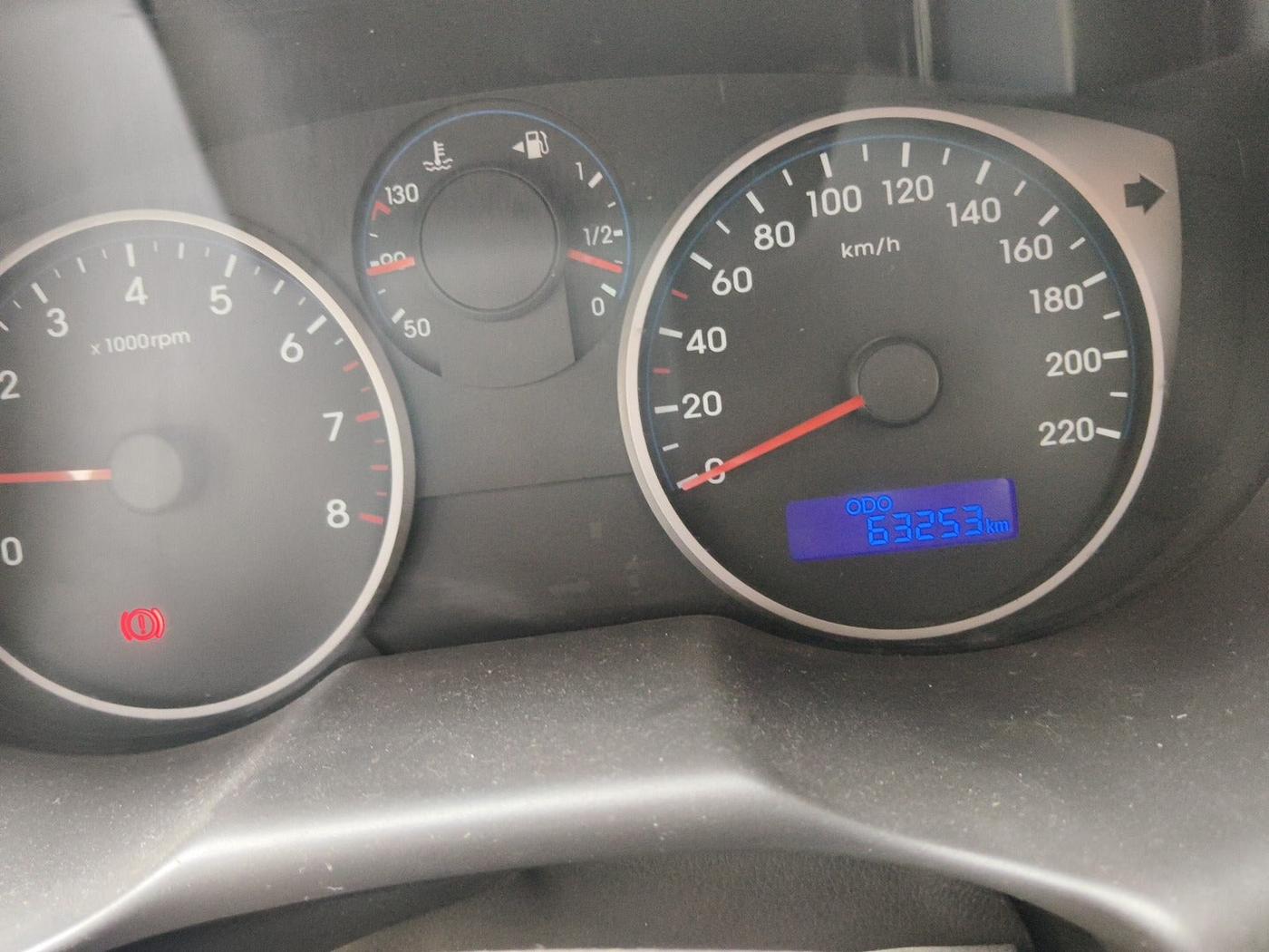 2013 Hyundai i20 MAGNA 1.2, Petrol, Manual, 63,358 km, interior