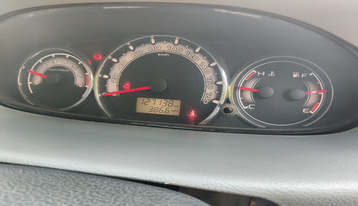 2016 Mahindra NUVOSPORT N8, Diesel, Manual, 1,27,138 km, interior