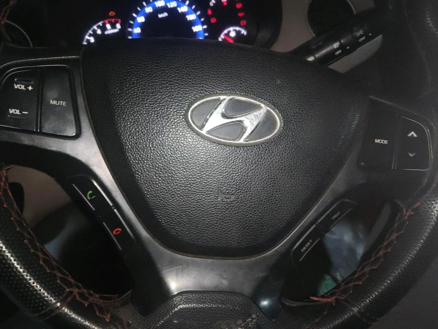 2014 Hyundai Xcent S 1.1 CRDI, Diesel, Manual, 1,37,582 km, interior