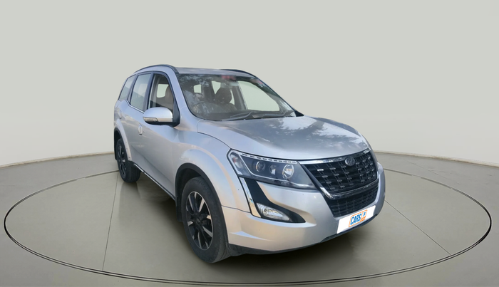 2018 Mahindra XUV500 W11, Diesel, Manual, 2,01,853 km, exterior