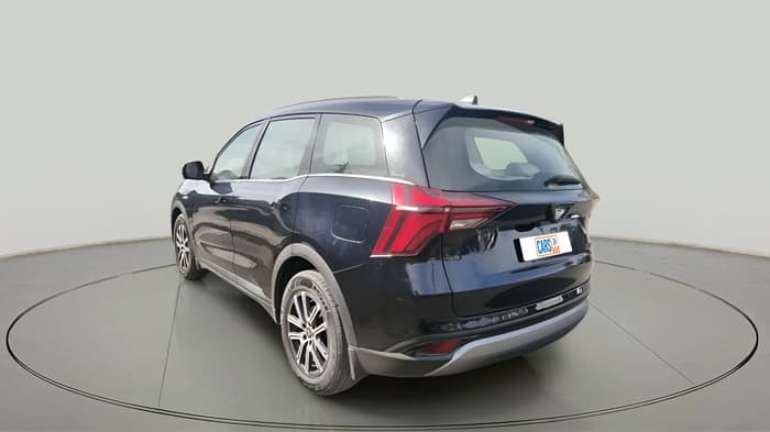 2023 Mahindra XUV700 AX 7 LUXURY D AT 7 STR, Diesel, Automatic, 38,517 km, exterior