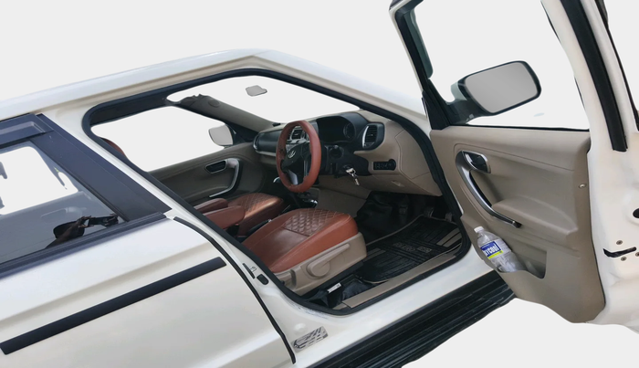 2022 Mahindra BOLERO NEO N10 R, Diesel, Manual, 34,811 km, interior