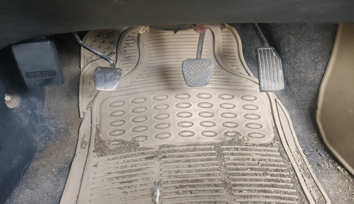 2013 Honda Amaze 1.5L I-DTEC S, Diesel, Manual, 1,12,296 km, interior