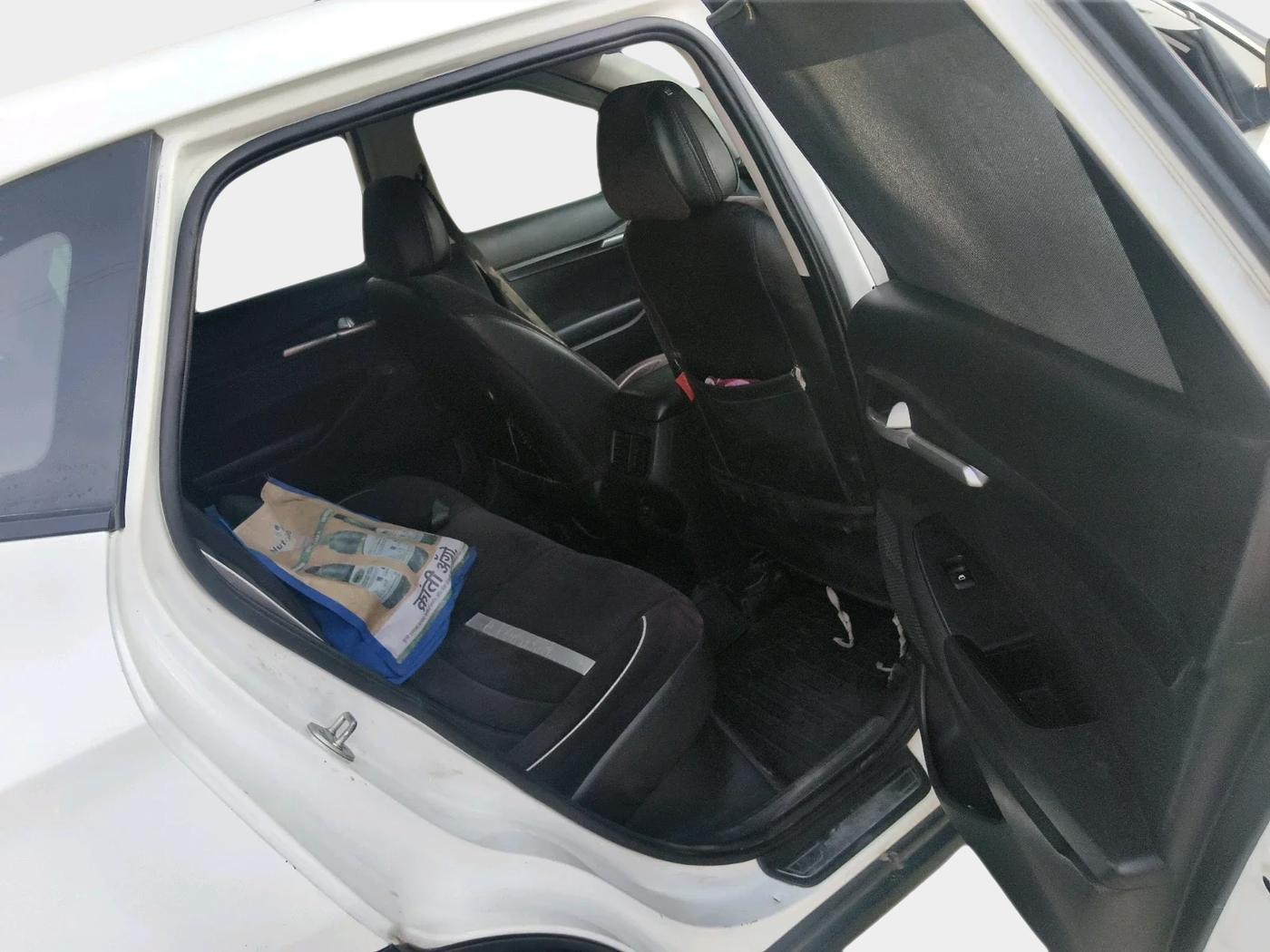 2022 KIA SELTOS HTE 1.5 DIESEL, Diesel, Manual, 5,64,360 km, interior