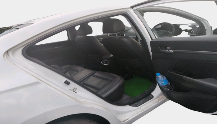 2017 Hyundai New Elantra 1.6 SX (O) AT DIESEL, Diesel, Automatic, 68,765 km, interior