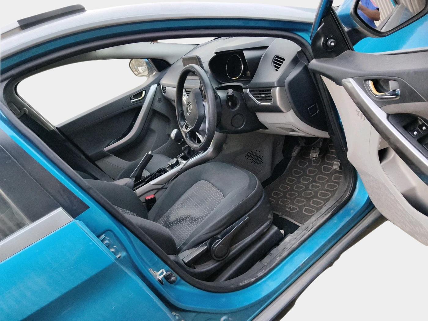 2018 Tata NEXON XZ PLUS DIESEL, Diesel, Manual, 1,32,300 km, interior