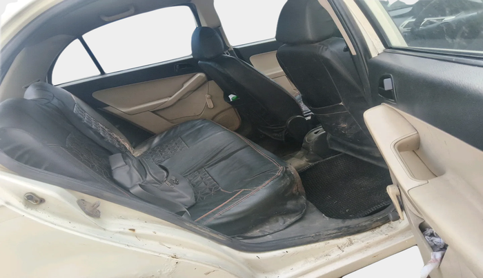 2010 Tata Indica Vista TERRA TDI, Diesel, Manual, 2,07,109 km, interior