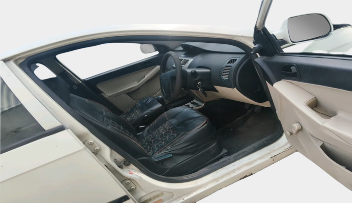 2010 Tata Indica Vista TERRA TDI, Diesel, Manual, 2,07,109 km, interior