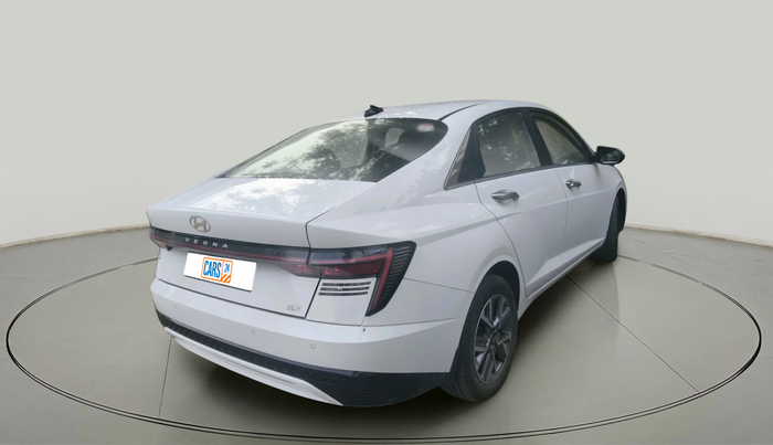 2024 Hyundai Verna SX 1.5 l MPI, Petrol, Manual, 17,079 km, exterior