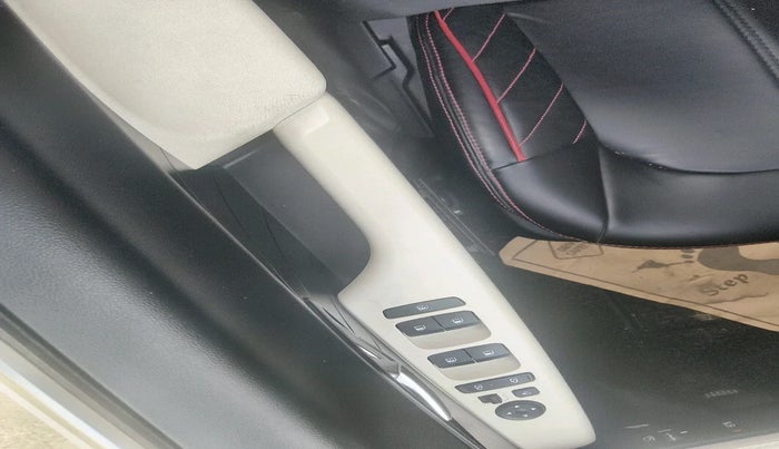 2024 Hyundai Verna SX 1.5 l MPI, Petrol, Manual, 17,079 km, interior