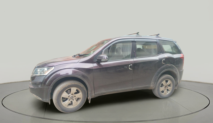 2013 Mahindra XUV500 W8, Diesel, Manual, 1,21,843 km, exterior