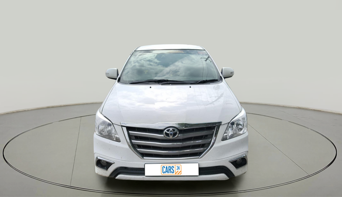 2015 Toyota Innova 2.5 ZX 7 STR, Diesel, Manual, 2,12,536 km, exterior