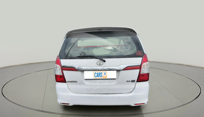 2015 Toyota Innova 2.5 ZX 7 STR, Diesel, Manual, 2,12,536 km, exterior