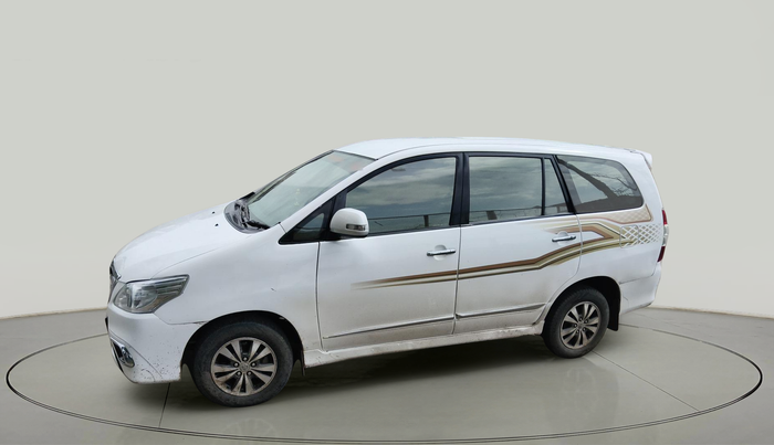 2015 Toyota Innova 2.5 ZX 7 STR, Diesel, Manual, 2,12,536 km, exterior