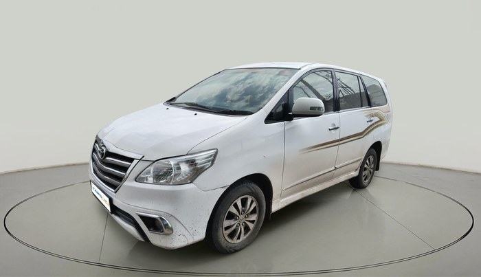 2015 Toyota Innova 2.5 ZX 7 STR, Diesel, Manual, 2,12,536 km, exterior