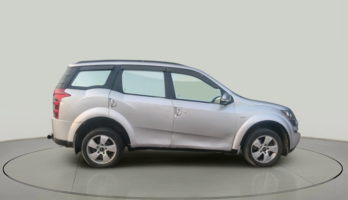 2012 Mahindra XUV500 W8, Diesel, Manual, 1,42,664 km, exterior