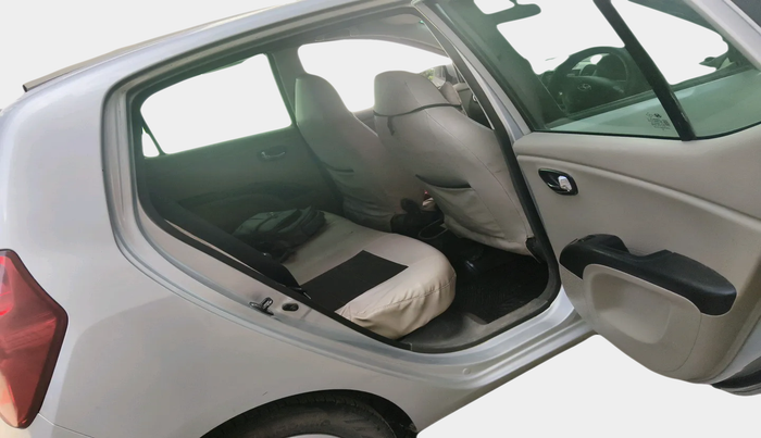 2011 Hyundai i10 MAGNA 1.2, Petrol, Manual, 1,34,763 km, interior