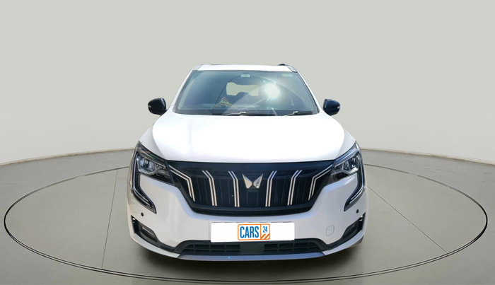 2023 Mahindra XUV700 AX 5 D MT 5 STR, Diesel, Manual, 39,693 km, exterior