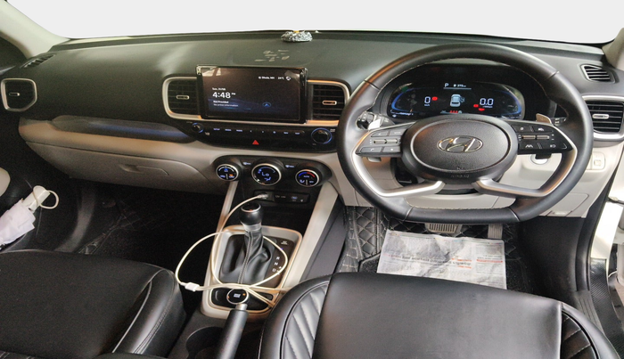 2024 Hyundai VENUE SX (O) 1.0 TURBO DCT, Petrol, Automatic, 13,665 km, interior
