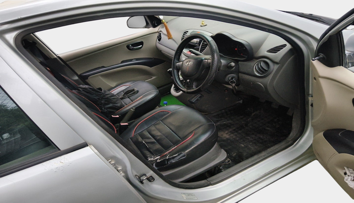 2011 Hyundai i10 MAGNA 1.1, Petrol, Manual, 93,162 km, interior
