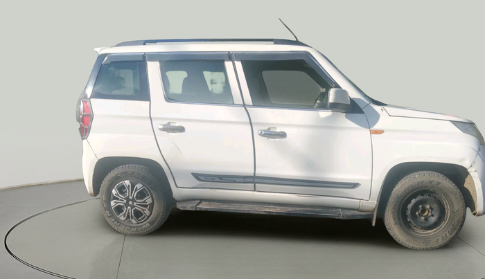 2015 Mahindra TUV300 T6 PLUS, Diesel, Manual, 1,57,517 km, exterior