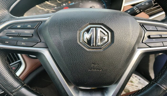 2020 MG HECTOR PLUS SHARP 2.0 DIESEL TURBO MT 6-STR, Diesel, Manual, 1,18,235 km, interior