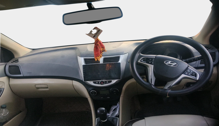 2012 Hyundai Verna FLUIDIC 1.6 CRDI SX, Diesel, Manual, 81,890 km, interior