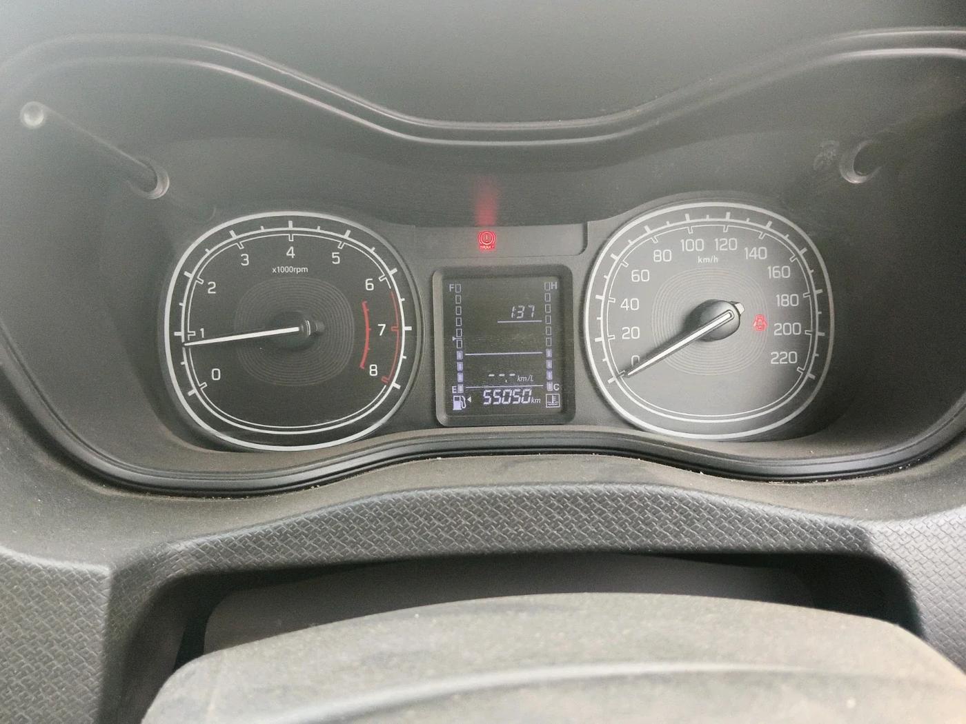 2020 Maruti Vitara Brezza LXI, Petrol, Manual, 55,050 km, interior