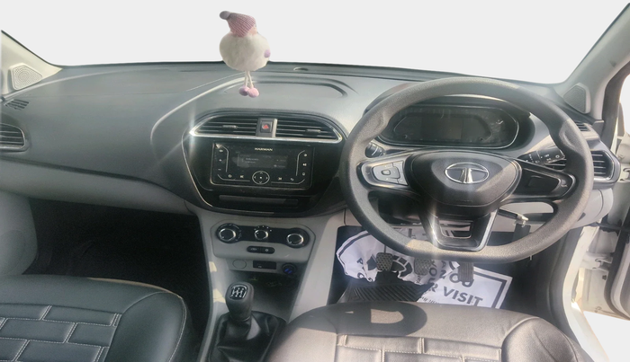 2022 Tata Tiago XT PETROL, Petrol, Manual, 29,797 km, interior
