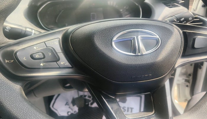 2022 Tata Tiago XT PETROL, Petrol, Manual, 29,797 km, interior