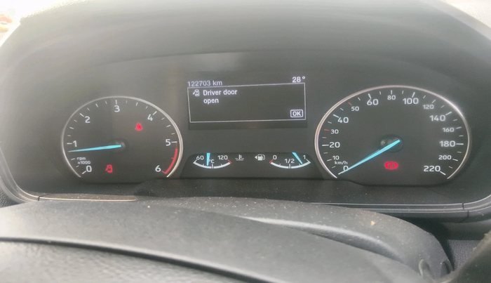 2020 Ford Ecosport TITANIUM 1.5L SPORTS(SUNROOF) DIESEL, Diesel, Manual, 1,22,703 km, interior