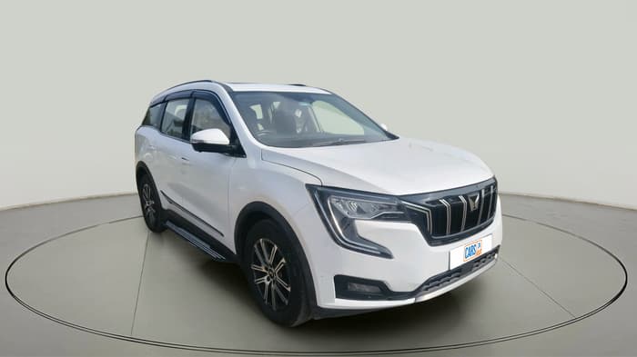 2022 Mahindra XUV700 AX 7 LUXURY D AT 7 STR, Diesel, Automatic, 1,20,090 km, exterior