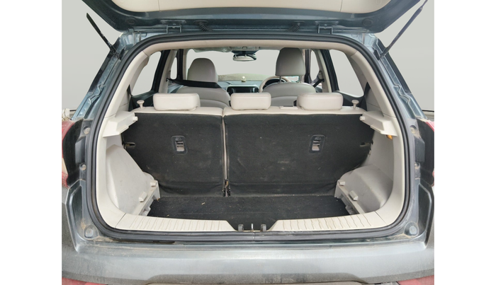 2019 Mahindra XUV300 W8 (O) 1.5 DIESEL, Diesel, Manual, 1,15,811 km, exterior