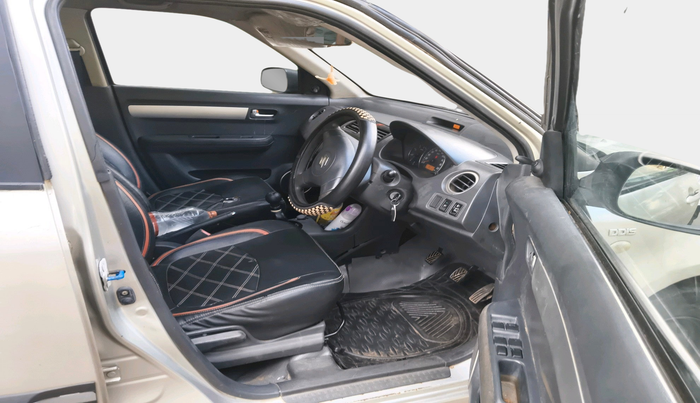 2010 Maruti Swift VDI, Diesel, Manual, 1,60,729 km, interior