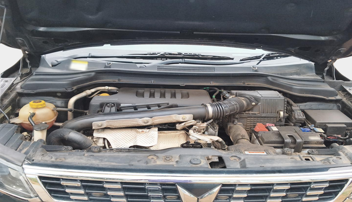 2023 Mahindra XUV300 W8 (O) 1.5 DIESEL, Diesel, Manual, 76,714 km, exterior