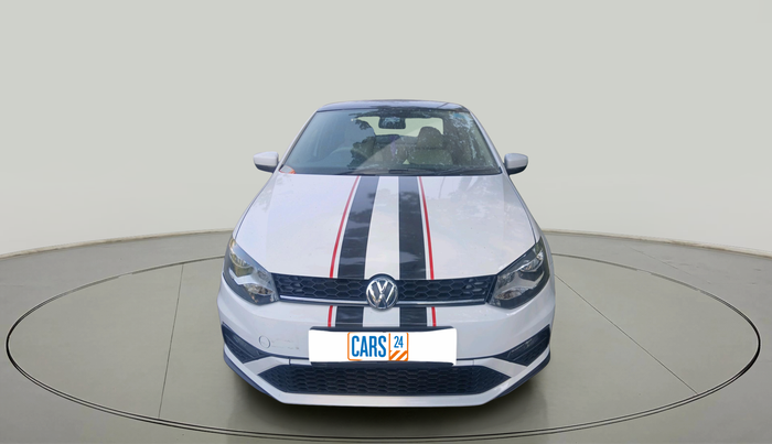 2013 Volkswagen Vento HIGHLINE 1.6 MPI, Petrol, Manual, 1,43,128 km, exterior