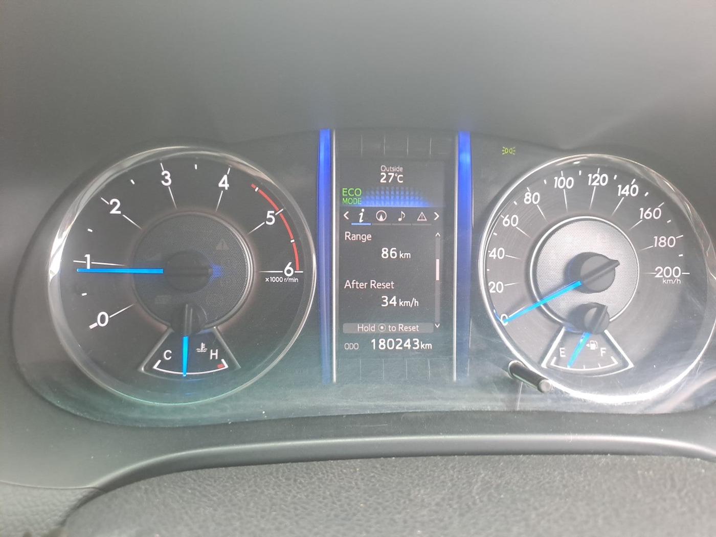 2018 Toyota Fortuner 2.8 4X2 MT, Diesel, Manual, 1,81,020 km, interior