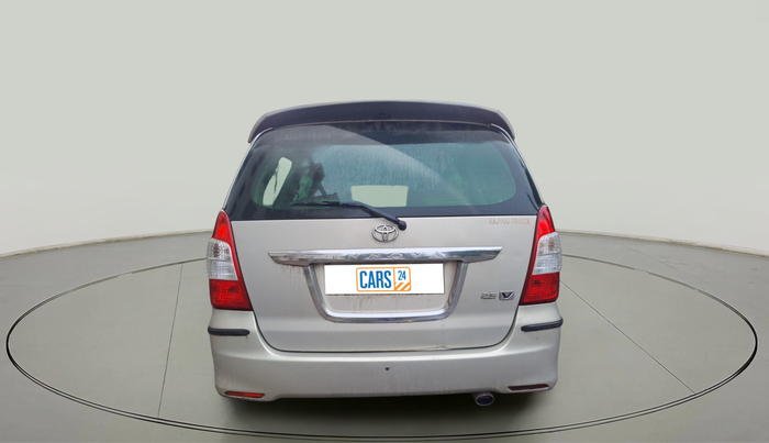 2013 Toyota Innova 2.5 VX 7 STR, Diesel, Manual, 1,52,993 km, exterior