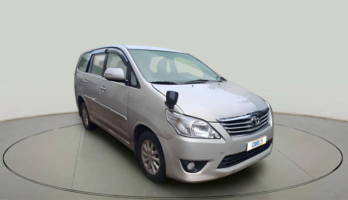 2013 Toyota Innova 2.5 VX 7 STR, Diesel, Manual, 1,52,993 km, exterior