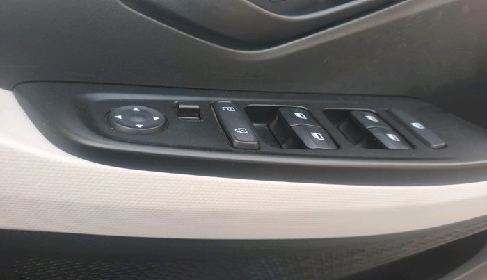 2022 Hyundai Creta EX 1.5 PETROL, Petrol, Manual, 34,266 km, interior