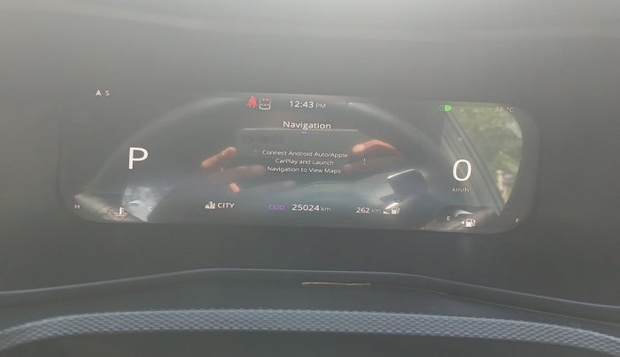 2024 Tata NEXON FEARLESS + SUNROOF DCA DUAL TONE 1.2 PETROL, Petrol, Automatic, 2,80,234 km, interior