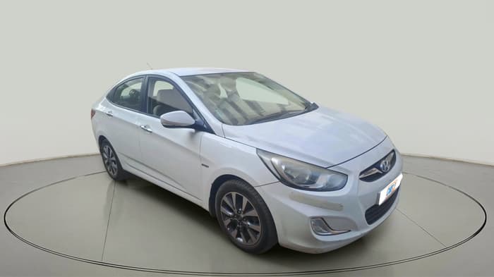 2013 Hyundai Verna FLUIDIC 1.6 VTVT SX, Petrol, Manual, 1,22,287 km, exterior