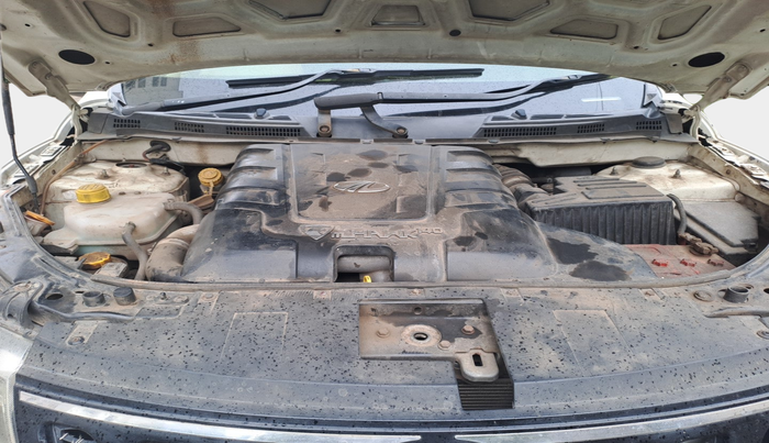 2012 Mahindra XUV500 W8, Diesel, Manual, 2,30,585 km, exterior